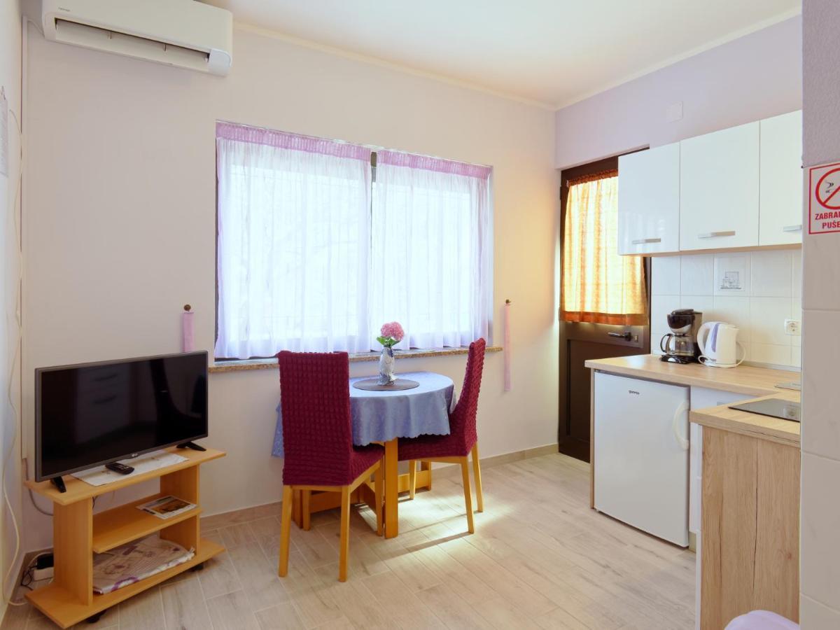 Apartments Marta By Rent Istria Novigrad Istria Exterior foto
